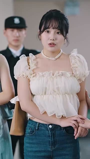 【中年闪婚老伴竟是全国首富（80集）】免费短剧全集一追到底-第1张图片-热搜短剧最新分享