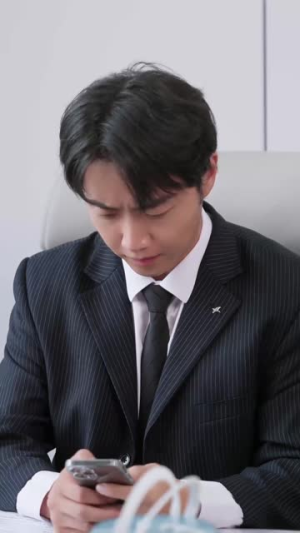 【情定佳人之逆袭总裁（80集）】短剧完整版免费在线看-第1张图片-热搜短剧最新分享