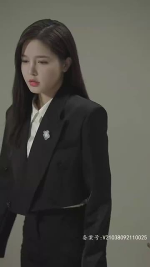 【女王本色（81集）】短剧完整版在线畅快观看-第1张图片-热搜短剧最新分享