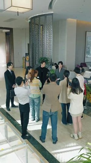 【穿越人海找到你(69集)】热门短剧全集免费畅看-第1张图片-热搜短剧最新分享 【穿越人海找到你(69集)】热门短剧全集免费畅看-第1张图片-热搜短剧最新分享