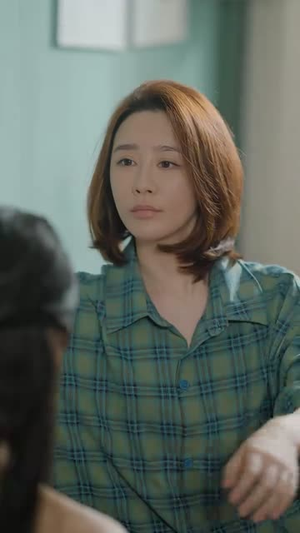 【穿越后，皇上追来现代了（95集）】短剧全集免费在线播-第1张图片-热搜短剧最新分享