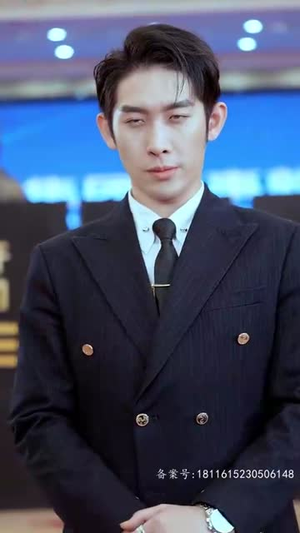 【九个我（71集）】免费短剧在线高清看-第1张图片-热搜短剧最新分享