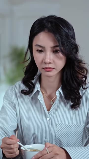 【拒不复婚，渣夫请自重（96集）】免费短剧全集一网打尽-第1张图片-热搜短剧最新分享