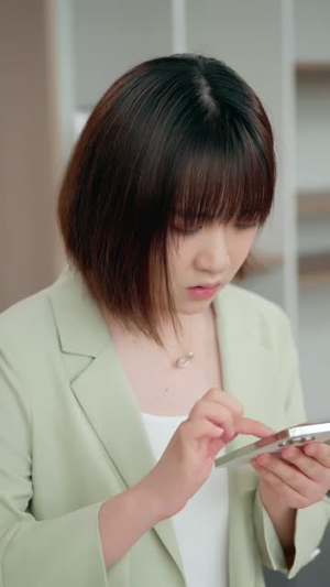 【千金小姐她不装穷了（80集）】高分短剧在线免费观赏-第1张图片-热搜短剧最新分享