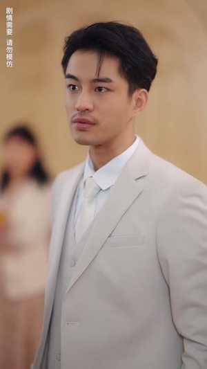 【恋上红唇（100集）】热门短剧全集免费观赏-第1张图片-热搜短剧最新分享