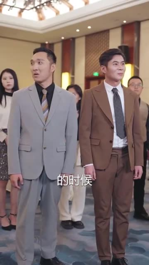 【被裁员后我反手把公司收购了(63集)】短剧完整版免费速览-第1张图片-热搜短剧最新分享 【被裁员后我反手把公司收购了(63集)】短剧完整版免费速览-第1张图片-热搜短剧最新分享