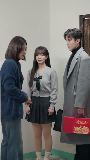 【高冷学长认栽了（100集）】精彩短剧在线无广观看-第1张图片-热搜短剧最新分享