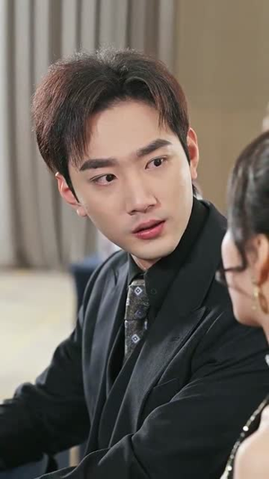 【换亲后，我们的高光之路（75集）】精彩短剧全集免费畅享-第1张图片-热搜短剧最新分享