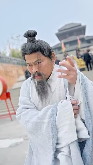 【我在异界召唤群雄（83集）】免费短剧全集一键畅观-第1张图片-热搜短剧最新分享