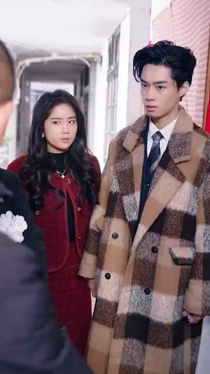 【女儿的巨额来电（50集）】精彩短剧在线畅享播放-第1张图片-热搜短剧最新分享