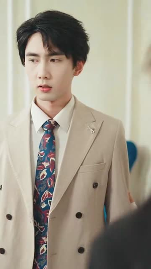 【雪梨花开缓缓归(70集)】短剧全集免费畅快看-第1张图片-热搜短剧最新分享 【雪梨花开缓缓归(70集)】短剧全集免费畅快看-第1张图片-热搜短剧最新分享