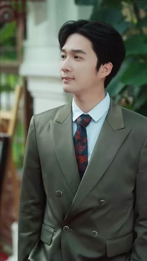 【咬一口甜梨（80集）】短剧全集免费在线追剧-第1张图片-热搜短剧最新分享