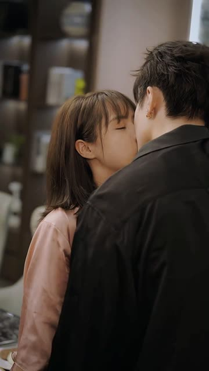 【恶犬驯养指南（40集）】免费短剧全集畅快追-第1张图片-热搜短剧最新分享