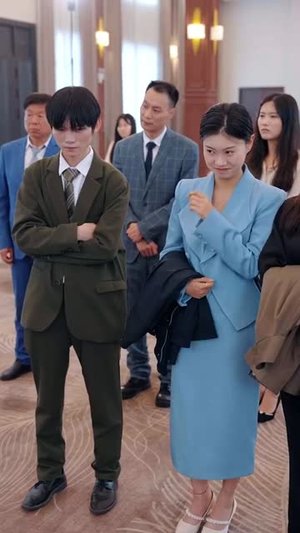 【冷眼旁观的她 (61集)】短剧全集免费在线追剧-第1张图片-热搜短剧最新分享