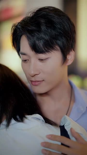 【一颗黄金梨救了全村人（88集）】高分短剧在线畅享全集-第1张图片-热搜短剧最新分享