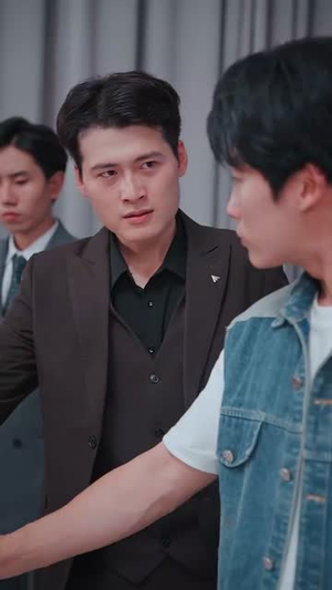 【极乐人生从花光一百块开始（120集）】爆款短剧完整版在线赏-第1张图片-热搜短剧最新分享