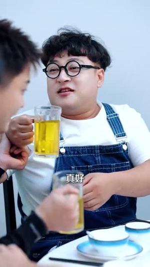 【重生之热血商途(81集)】热门短剧全集免费播放-第1张图片-热搜短剧最新分享 【重生之热血商途(81集)】热门短剧全集免费播放-第1张图片-热搜短剧最新分享