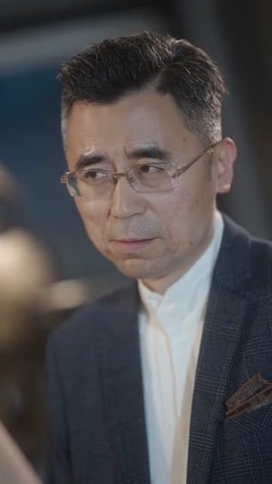 【骆小姐你别想跑（30集）】短剧精彩全集在线速览-第1张图片-热搜短剧最新分享